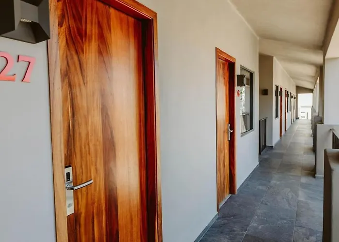 Inn 2 Modern Twin In Exclusive Boutique *