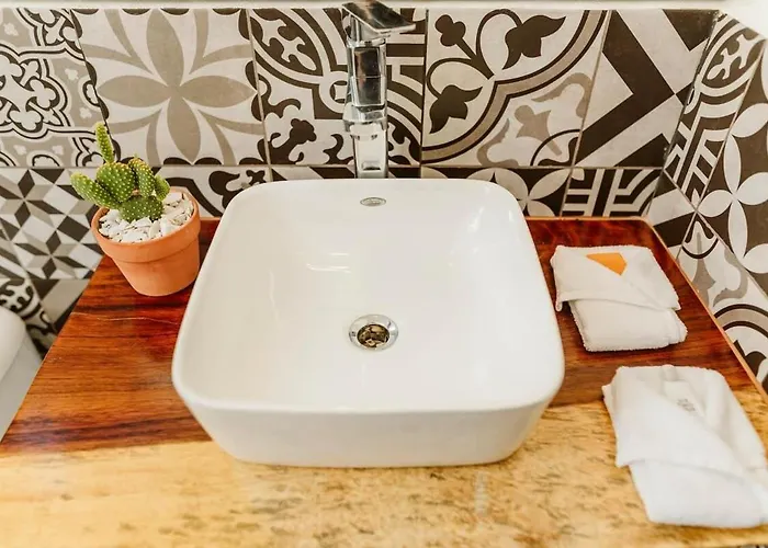 2 Modern Twin In Exclusive Boutique San Jose del Cabo
